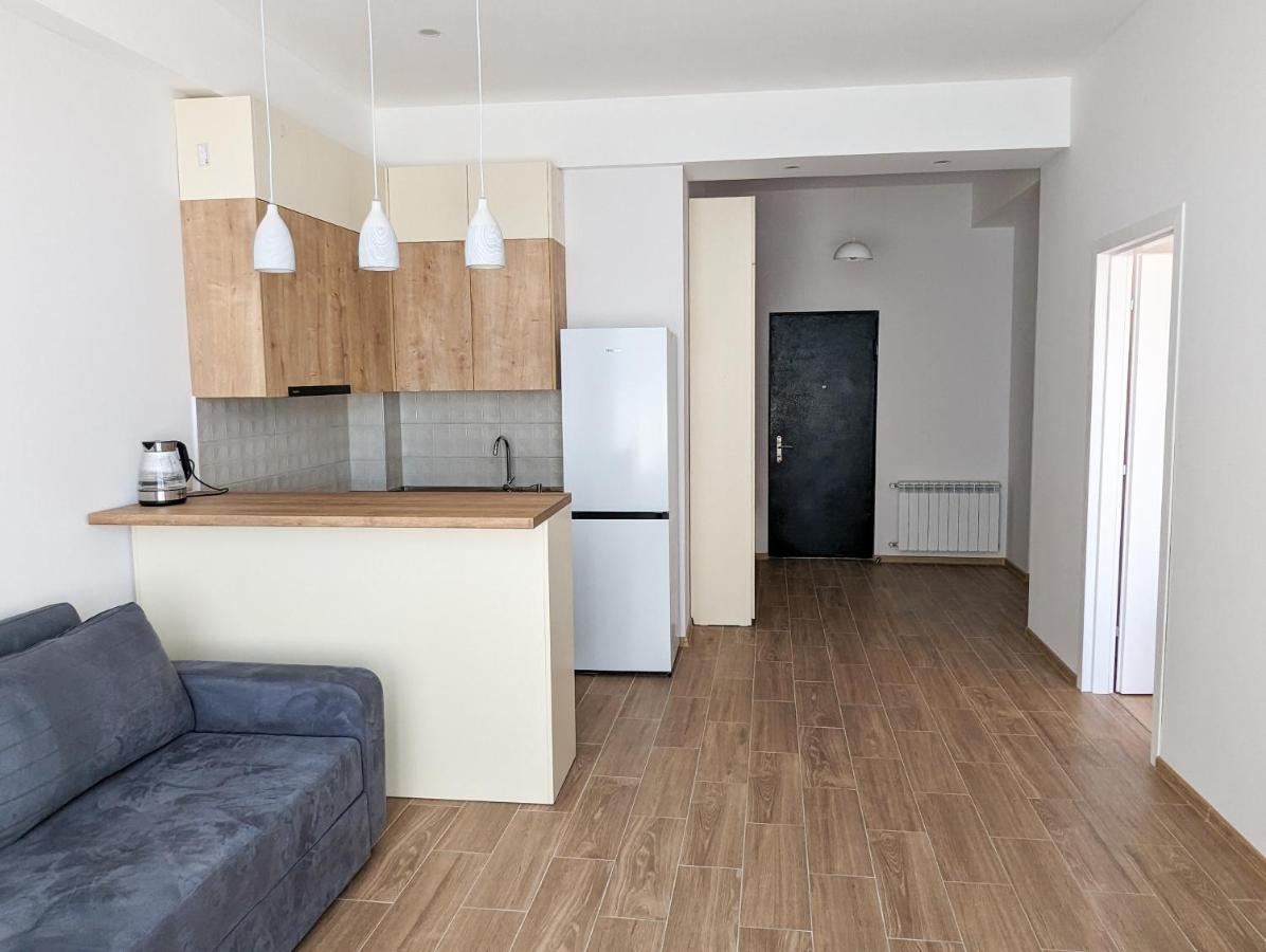 Brand New Apartment In Kutaisi Dış mekan fotoğraf