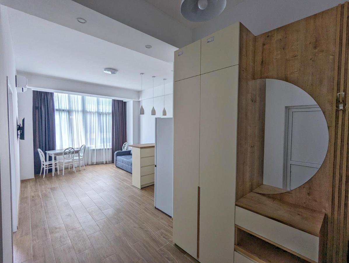 Brand New Apartment In Kutaisi Dış mekan fotoğraf